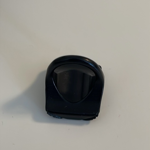 Bakelite Ring & Bangle Bracelet Chunky Carved in Black - Picture 6 of 6